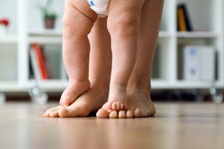 Вальгусная стопа у ребенка в 2 года чем исправить